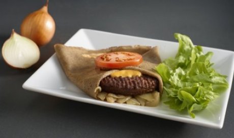 Galette américaine steak haché salade oignons Vannes
